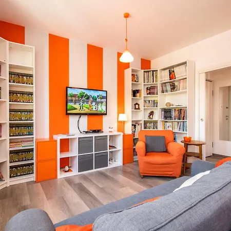 Orange Lejlighed Salò