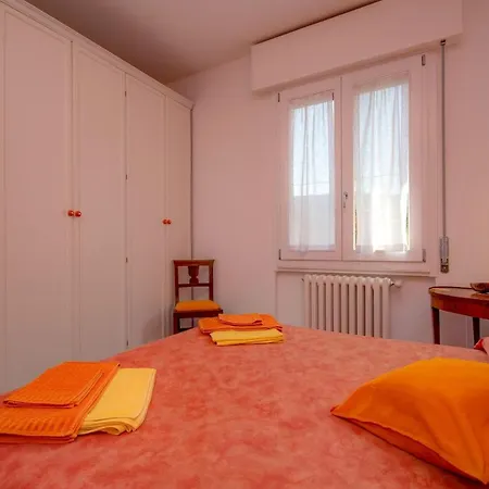 Orange Daire Salò