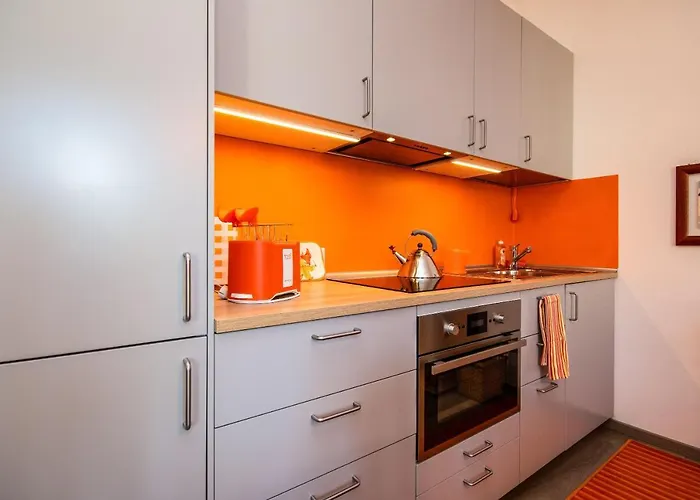 Orange Salò