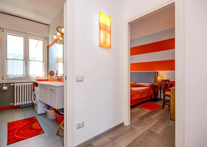 Orange Salò